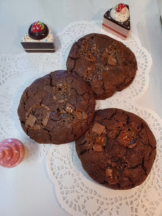 Double Chocolate Chip Cookie